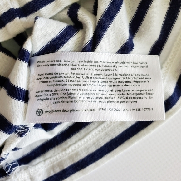 K1153 * Carter's Strawberry Appliqué Striped Top White Navy Size 12M - Picture 6 of 7